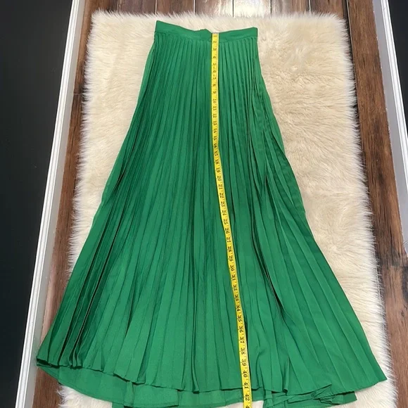 NWOT long skirt - Picture 7 of 8